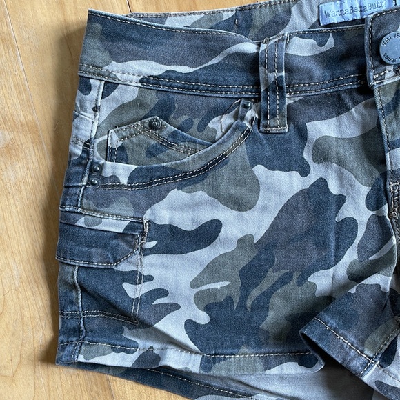 YMI 26 Low Rise short shorts - Picture 8 of 8